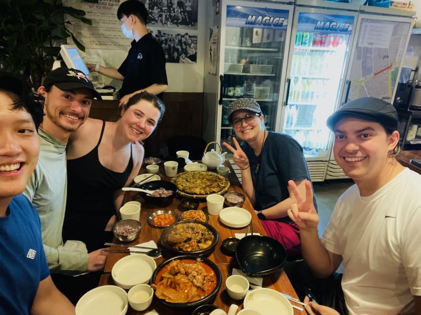 Seoul: Guided City Wall Sunset Hike with Korean Dinner - Why this Seoul City Wall sunset hike is such a good first-night plan
