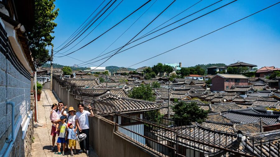 Seoul: Guided Small Group V.I.P Morning Pedicab Tour - Seochon Hanok Village: traditional streets with guided pacing