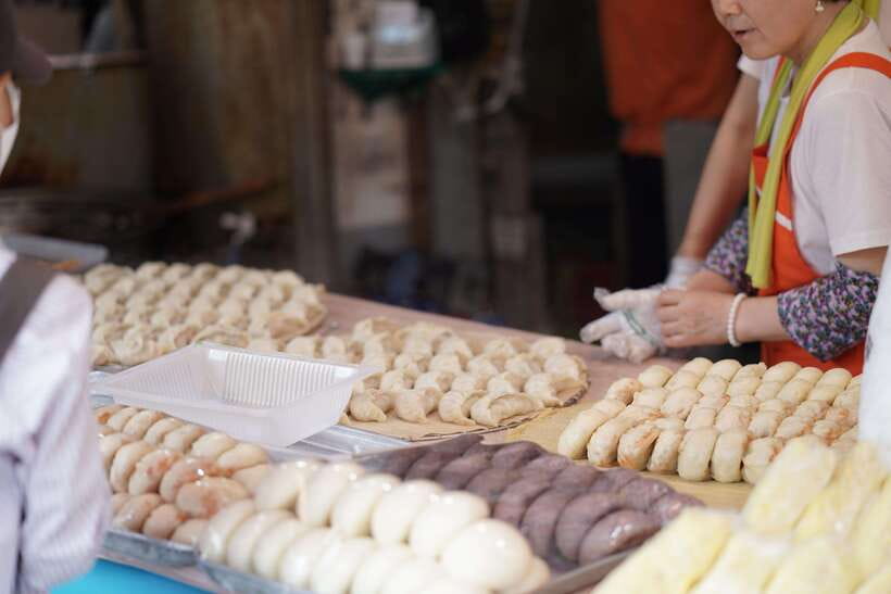Seoul: Guided Street Food Tour at Namdaemun Market - The 7 tastings that teach you what locals order
