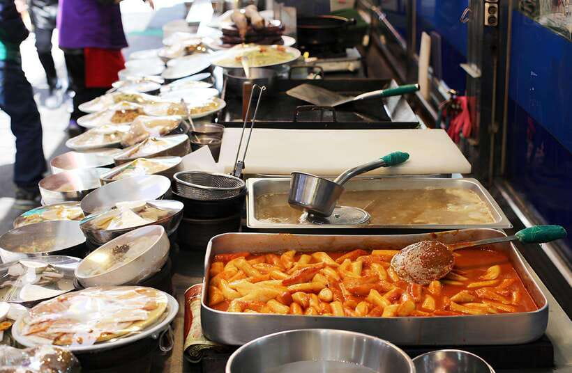 Seoul: Guided Street Food Tour at Namdaemun Market - Is $43 good value for 90 minutes of market time?