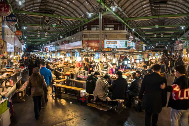 Seoul Gwangjang Market Foody Walking Tour - Gwangjang Market: 100+ Years of Street Food and Real Choices