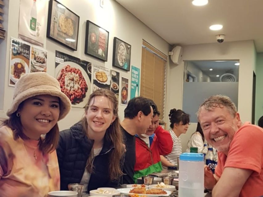 Seoul: Gwangjang Market Netflix Food Tour - Why the guide makes this worth $64