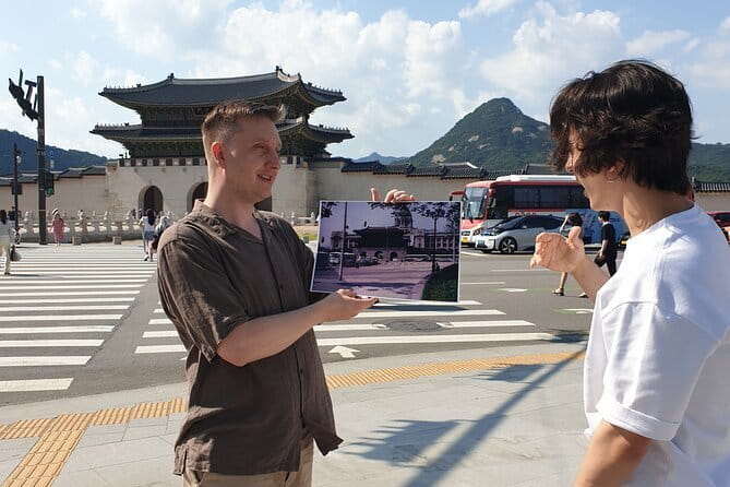 Seoul History Walking Tour - A 3.5-hour Seoul storyline, from Joseon to democracy