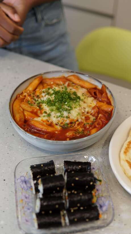 (Seoul) Korean Cooking Class with a Professional Chef - The 2.5-Hour Flow, From Welcome Drink to Eating Your Work