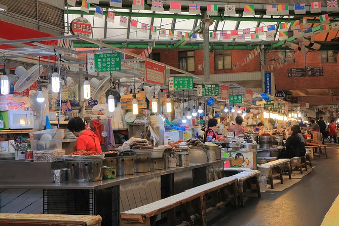 Seoul Like a Local: Private & Personalized Experience (2-3 hours) - Neighborhood mood switch: historic corners or sleek Gangnam