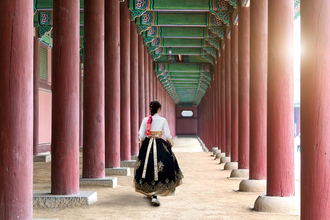 Seoul Like a Local: Private & Personalized Experience (2-3 hours) - Starfield COEX Mall: a practical break plus travel Q and A