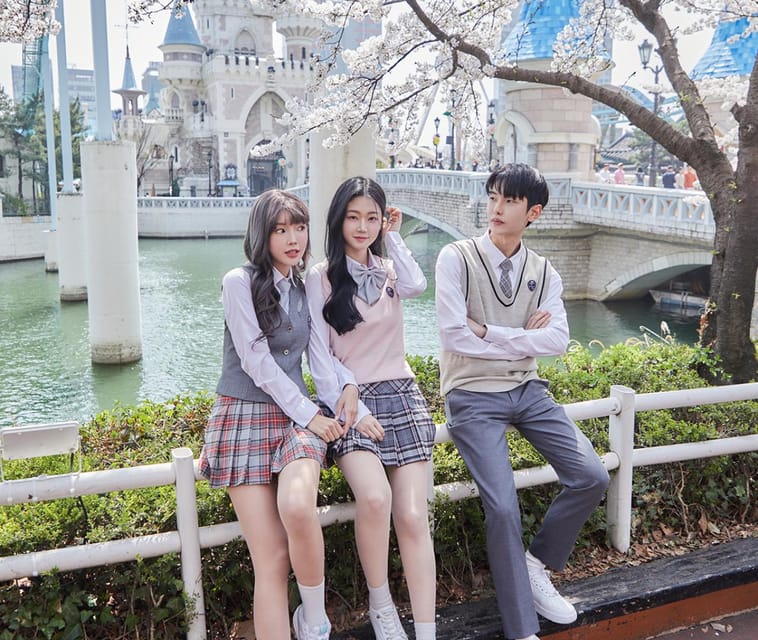 Seoul: Lotte World 1 Day Pass & Korean School Uniform Rental - The school-uniform photo day: worth it, with one timing warning