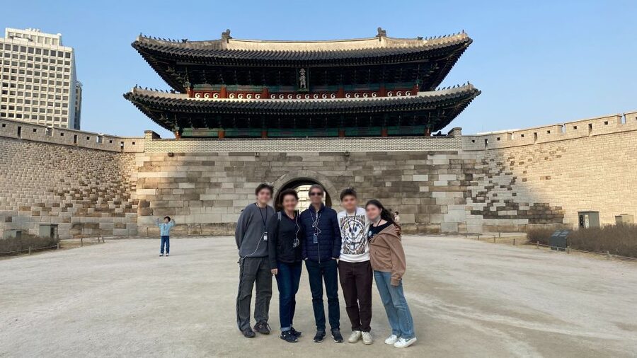 Seoul: Namdaemun Market Food Tour - First Stop: Namdaemun Market, Seoul’s Big Traditional Maze