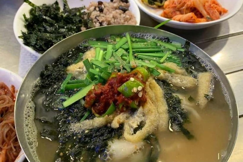 Seoul: Namdaemun Market Food Tour - Accessory Alley and Craft Stops for Culture Beyond the Snack