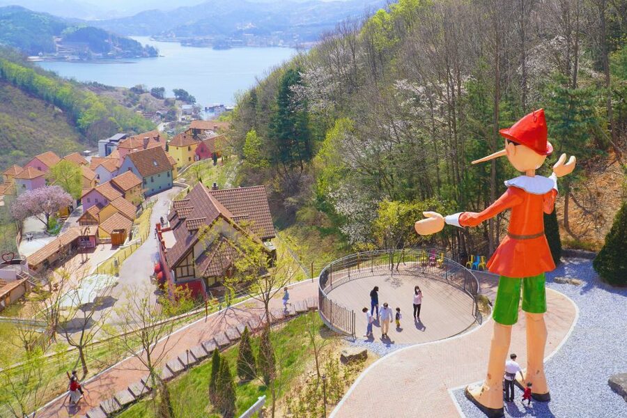 Seoul: Nami and Petite France Tour with Optional K-Garden - Price and value: is $50 actually a good deal?