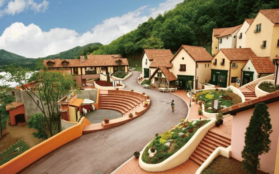 Seoul: Nami, Petite France, Italian Village, Railbike Option - Leaving Seoul for Nami Island, the K-drama postcard