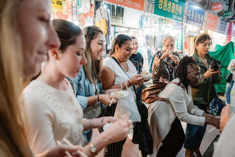 Seoul: Night Market Food Tour with Local Guide - Drinks and Korean drinking games: fun with a purpose