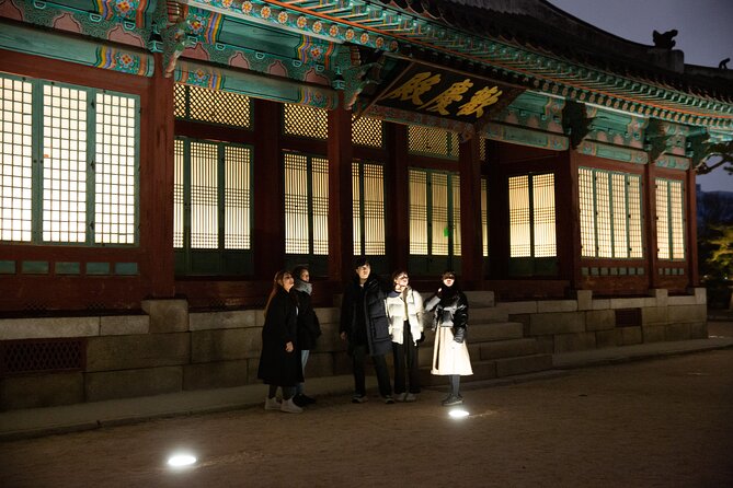 Seoul Night Palace & Market Food Tour with Vehicle - Price and value: why $79 can work if you want a real night plan