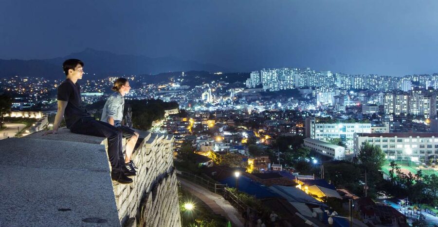 Seoul: Nighttime Hidden Gems Walking Tour - Entering Seoul’s Night Layers From Hyehwa Station