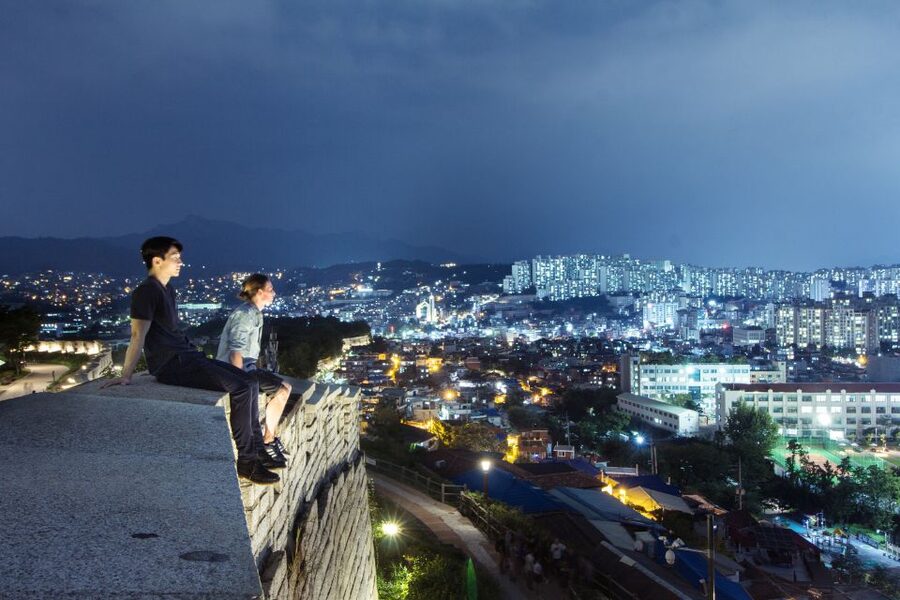 Seoul: Nighttime Hidden Gems Walking Tour - Naksan Park and the Art of the Dragon That Maps Seoul