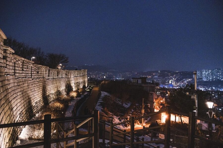 Seoul: Nighttime Hidden Gems Walking Tour - Hanyang City Wall at Night: Where the View Gets Better as You Climb