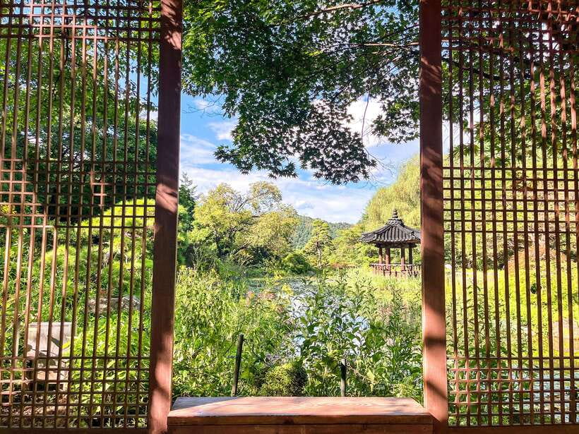 Seoul: Pocheon Art Valley, Garden and Fruit Picking Day Tour - Pocheon Art Valley: quarry-to-sculpture views, plus a monorail ride