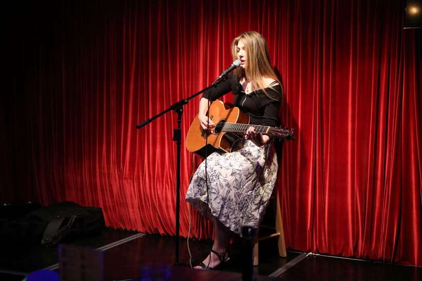 Seoul’s Stars: Open Mic with Local & International Talent - Should you book Seoul’s Stars open mic for $5?