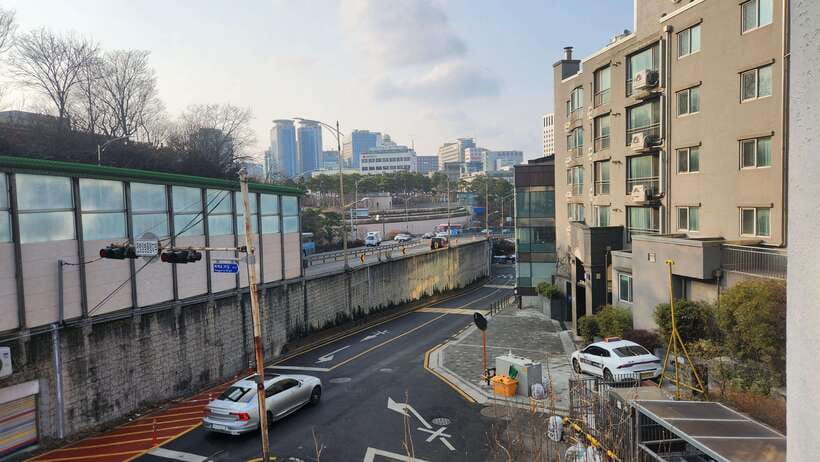 Seoul: Services of a Local for a Day (Paperwork/Tour/Fun) - Why a local-for-a-day beats a fixed itinerary in Seoul