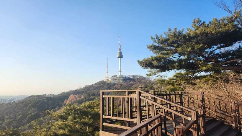 Seoul: Services of a Local for a Day (Paperwork/Tour/Fun) - Museums, history, and why context changes the whole visit