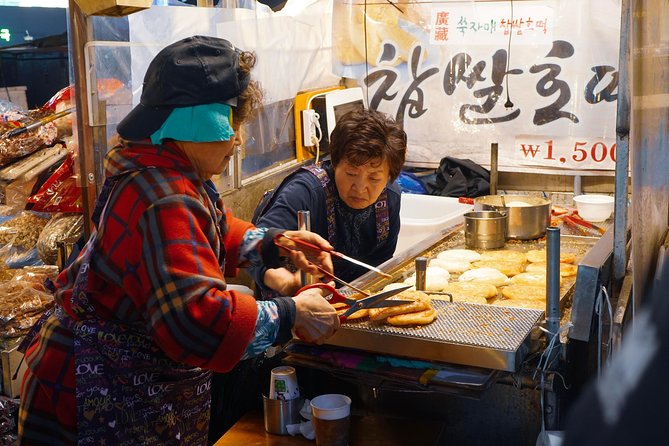 Seoul Street Food Market Tour - Guide-Driven Magic: Juno, Yoon, Roky, Taehaeng, Tan, and Jacob