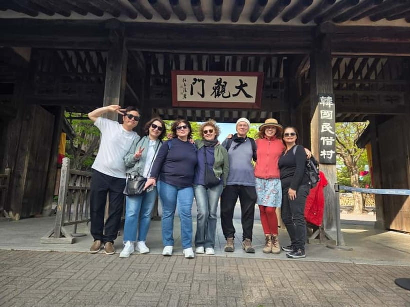 Seoul: Suwon Hwaseong, Folk Village, & Starfield Library - Suwon Hwaseong Fortress: The Wall Walk Is the Point
