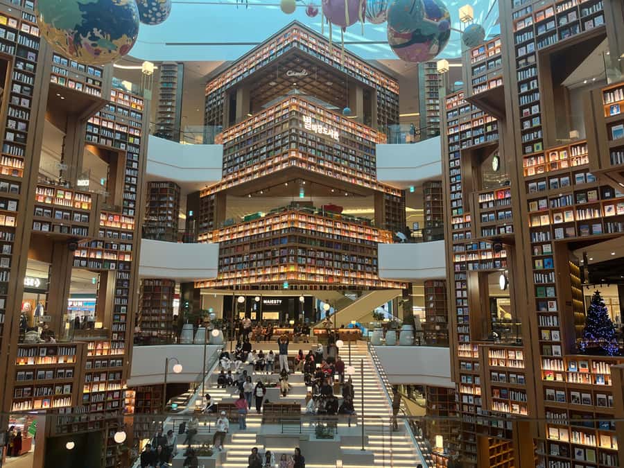 Seoul : Suwon Hwaseong Fortress+Starfield Library+Waujeongsa - Who this Suwon day trip fits best