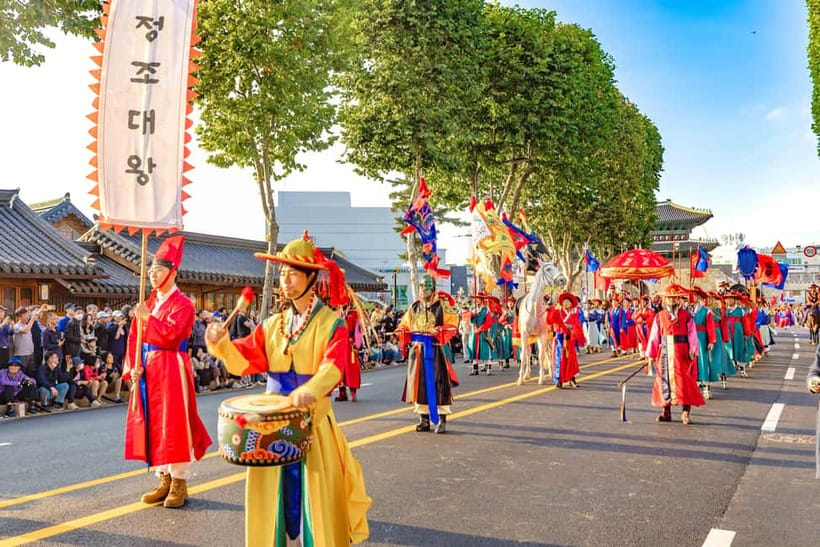 Seoul: The 62nd Suwon Hwaseong Cultural Festival Day Tour - Two Morning Starts: Folk Village Day (Sept 27) vs Festival Arrival (Sept 28 and Sept 29 to Oct 4)