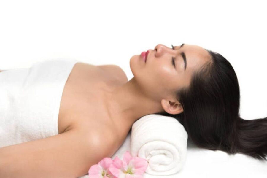 Seoul: Traditional Korean Hair and Scalp Care Beauty Tour - Scalp analysis with tech, and what to look for