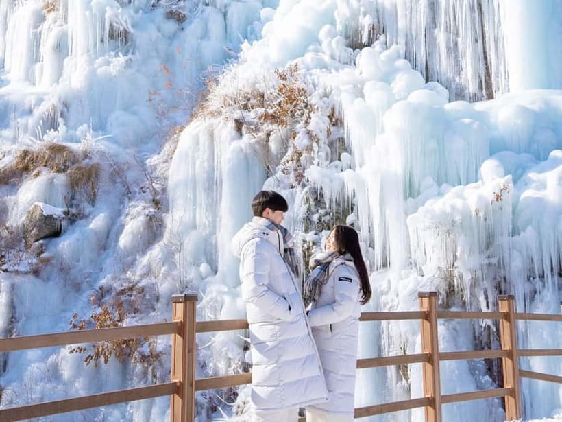 Seoul: Vivaldi Park Winter Ski with Eobi Ice Valley Day Tour - Key points to know before you go