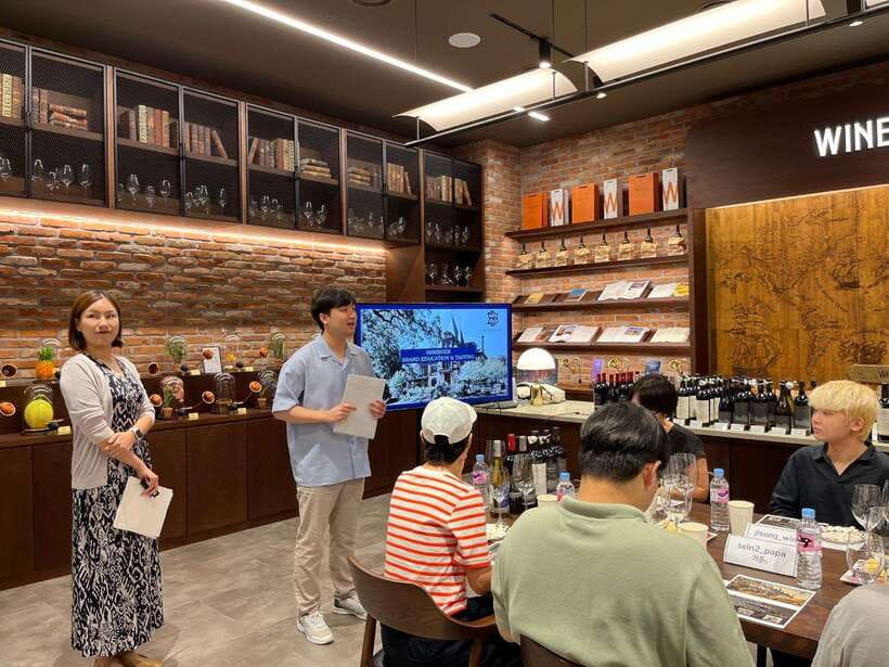 Seoul: Wine & Korean BBQ, Perfect Pairing Dinner in Sinchon - What to Bring, What to Avoid, and Who Should Think Twice