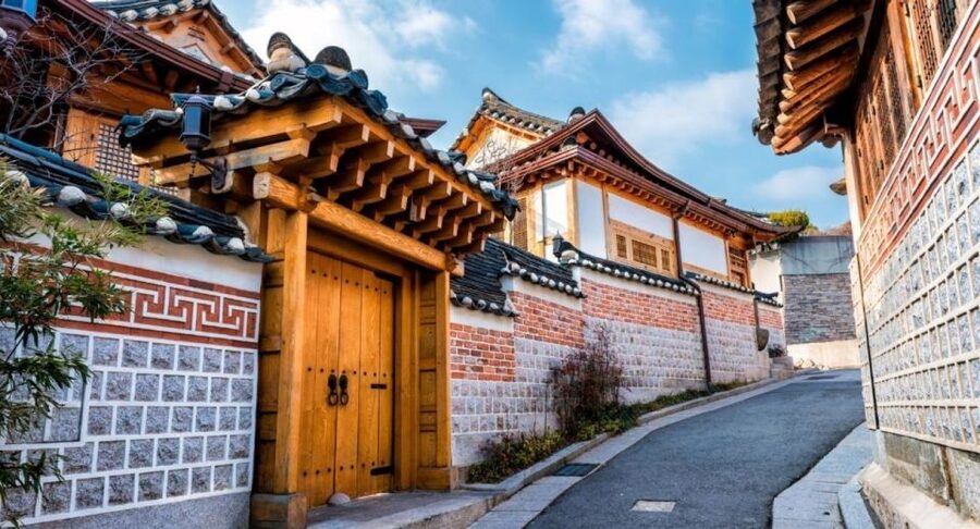 Seoul Your Way: Private Custom Experience with a Local Guide - Food stops that turn advice into a real meal