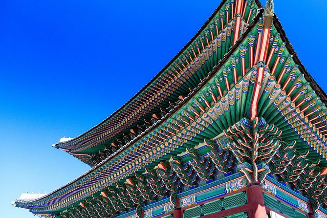 Signature Seoul : Netflix Sites, Street Food & N Seoul Tower - Jogyesa Temple and the Walk Toward the Blue House