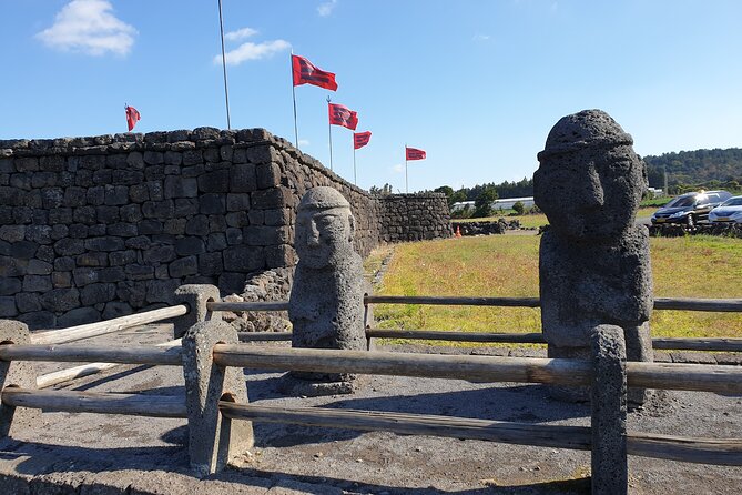 Small group Private Taxi Tour DAY experience in Jeju island - Haenyeo Museum: learning the story behind Jeju’s female divers