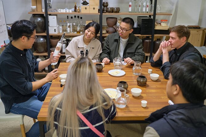 Soju Tasting at Distillery - story of 3 pigs - Practical tips for your night: meeting point, timing, and how to plan