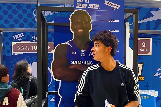 Sports Match in Seoul with Guided K-Food Experience - Stop 2: Jamsil Sports Complex and your match, with a guide in the mix