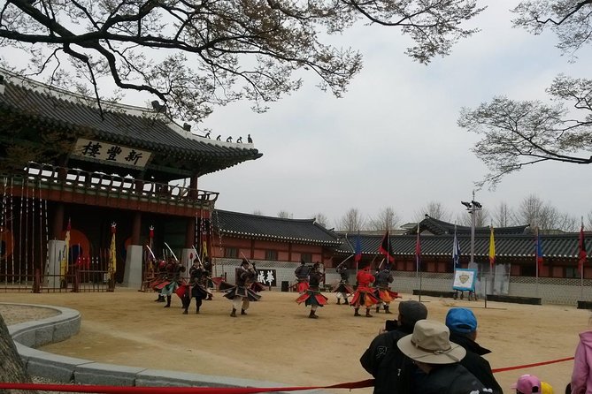 Suwon Hwaseong Fortress and Korean Folk Village Day Tour from Seoul - Key things to know before you go