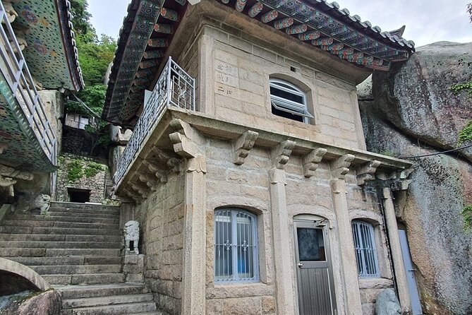 Temple Tour : Byeongpungam Seokbulsa Temple [Hiking+Cable car] - From Mandeok Station to Seokbulsa Temple: Your First Big Climb