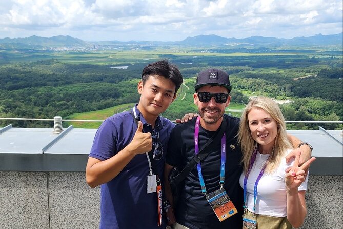 Thrilling Korean DMZ 3rd Tunnel Tour from Seoul + Red Bridge Rush - Guides make the difference: what the best days have in common