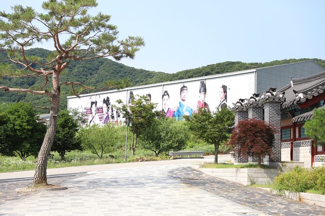 Yongin Dae Jang Geum Park Tour from Seoul - Entering the Joseon world at Yongin’s MBC drama set